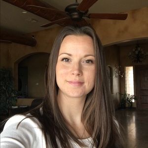 Meet your Posher, Stacy